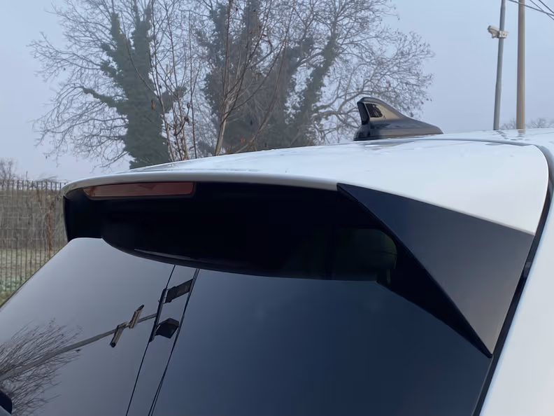 Volkswagen Golf - 18