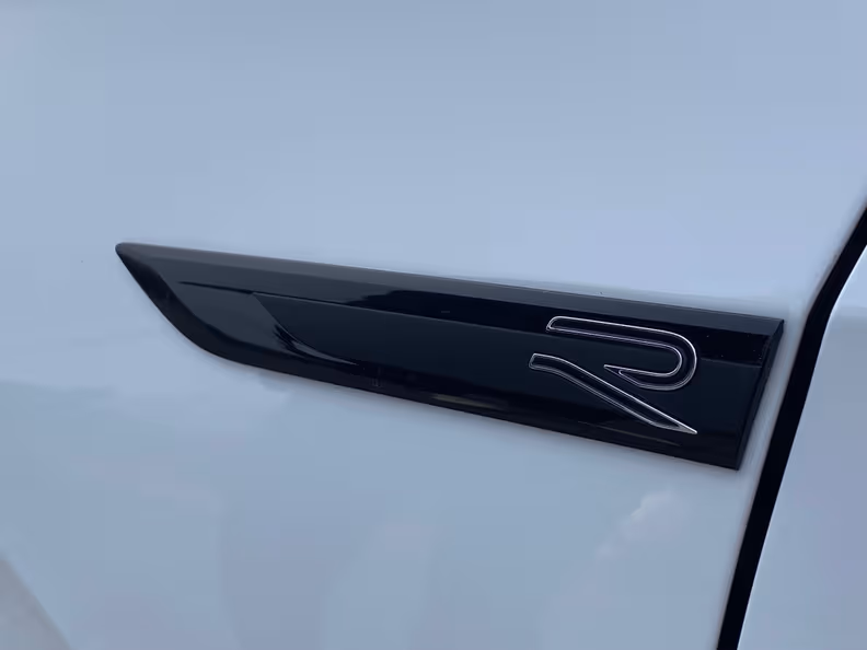 Volkswagen Golf - 25