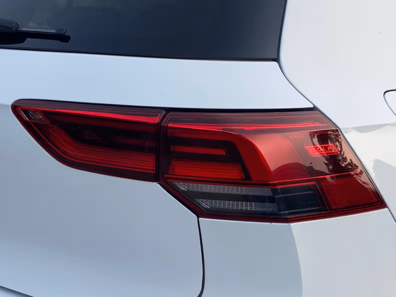 Volkswagen Golf - 20