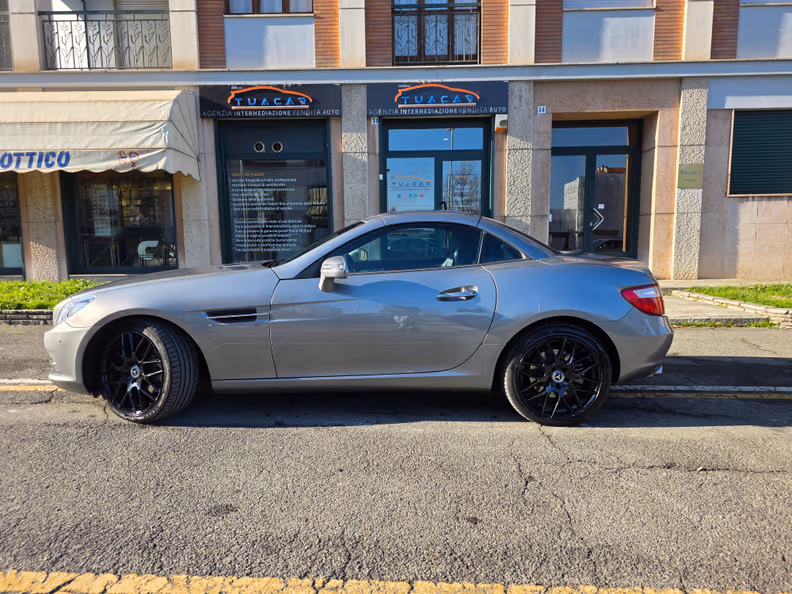 Mercedes-Benz SLK-Class - 30