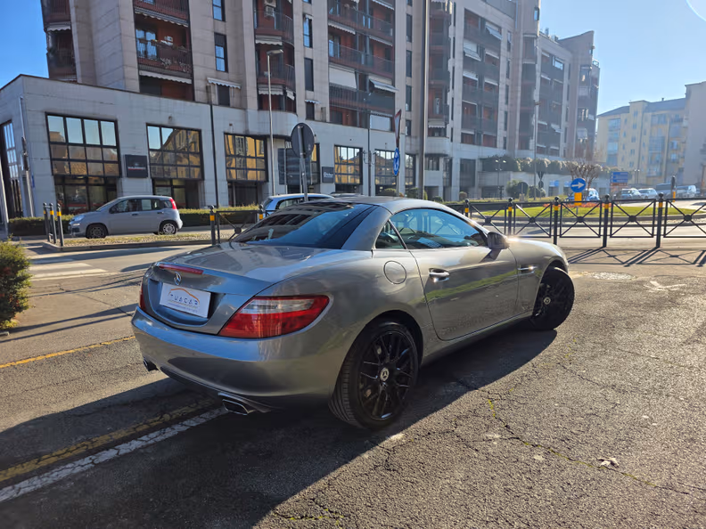 Mercedes-Benz SLK-Class - 5