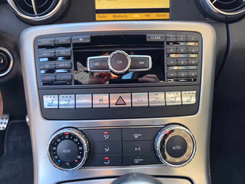 Mercedes-Benz SLK-Class - 15