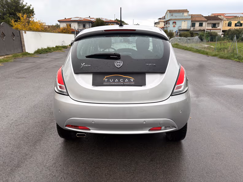Lancia Ypsilon - 6