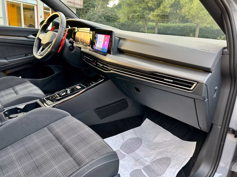 Volkswagen Golf - 19