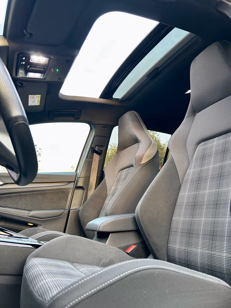 Volkswagen Golf - 17