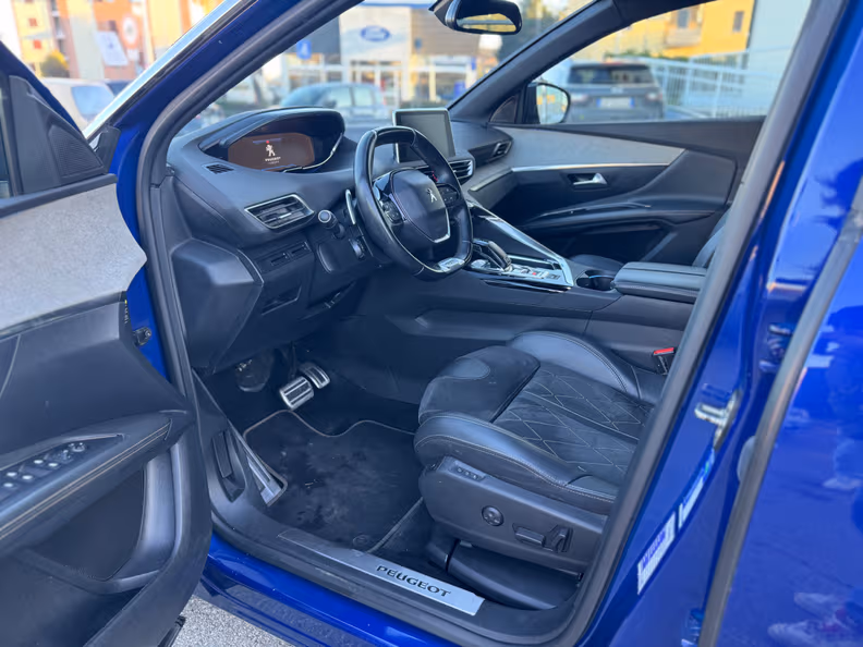 Peugeot 3008 - 18