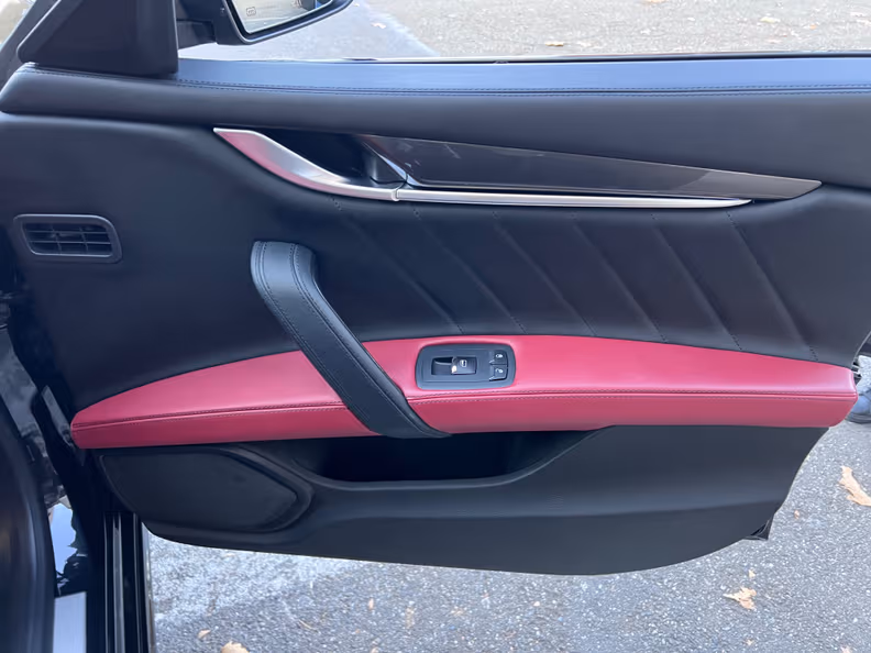 Maserati Ghibli - 23