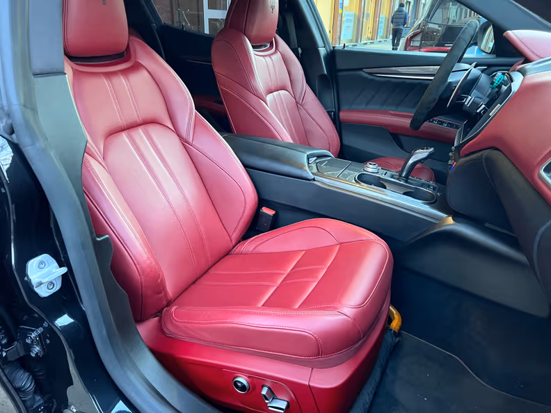 Maserati Ghibli - 11