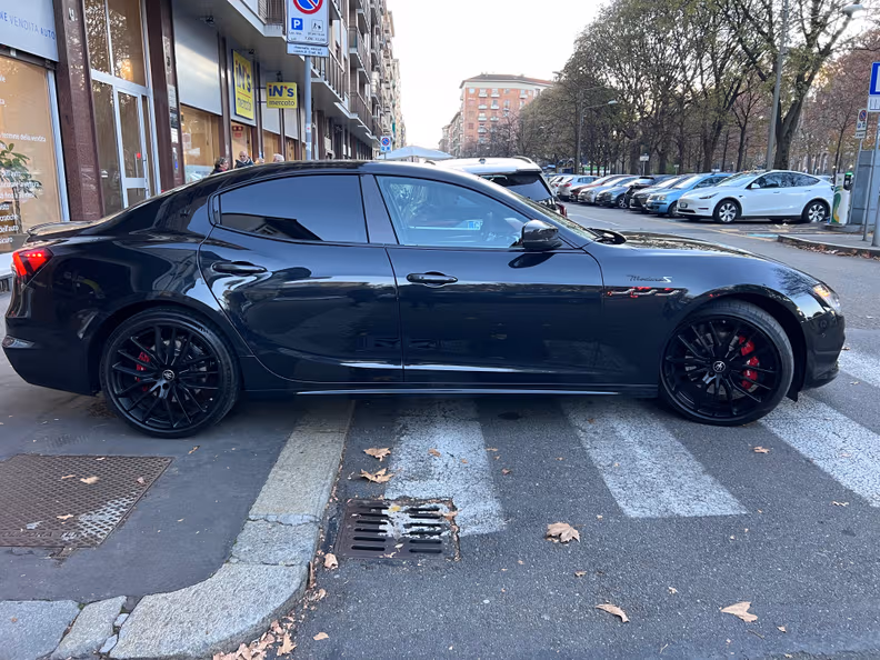 Maserati Ghibli - 18