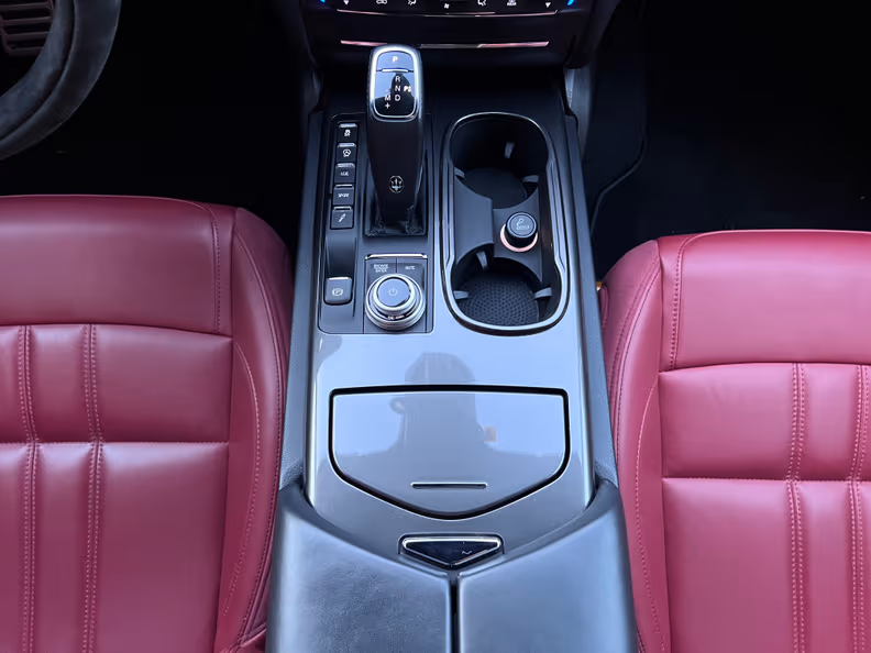 Maserati Ghibli - 15