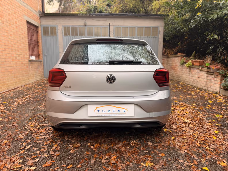 Volkswagen Polo - 5