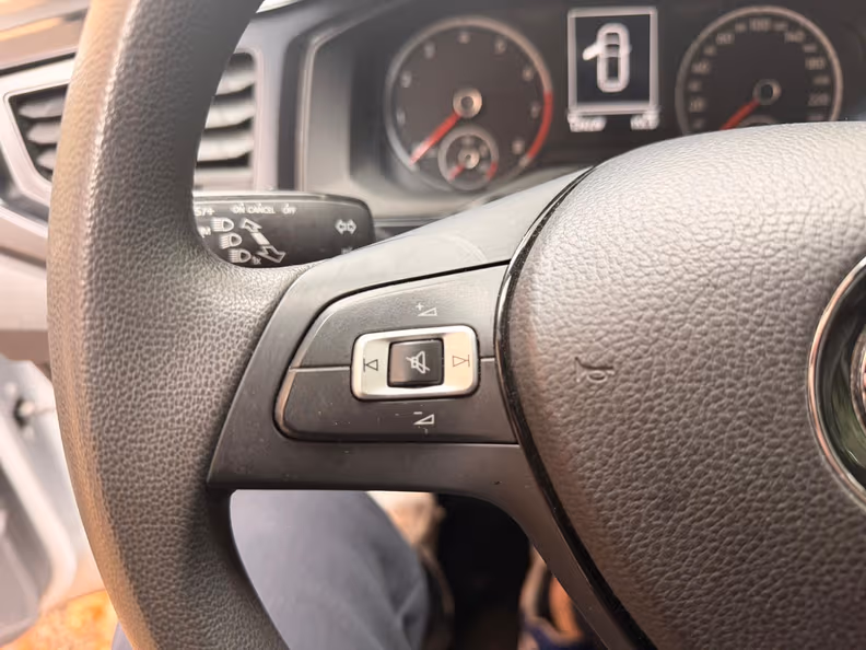 Volkswagen Polo - 13