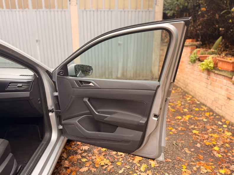 Volkswagen Polo - 20