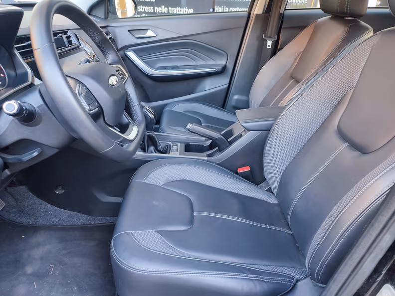 Dr automobiles DR3 - 9