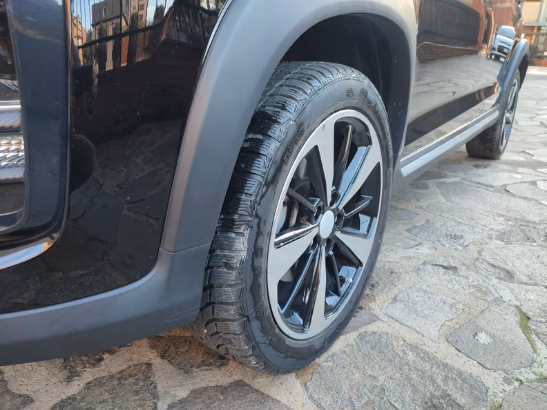 Dr automobiles DR3 - 17