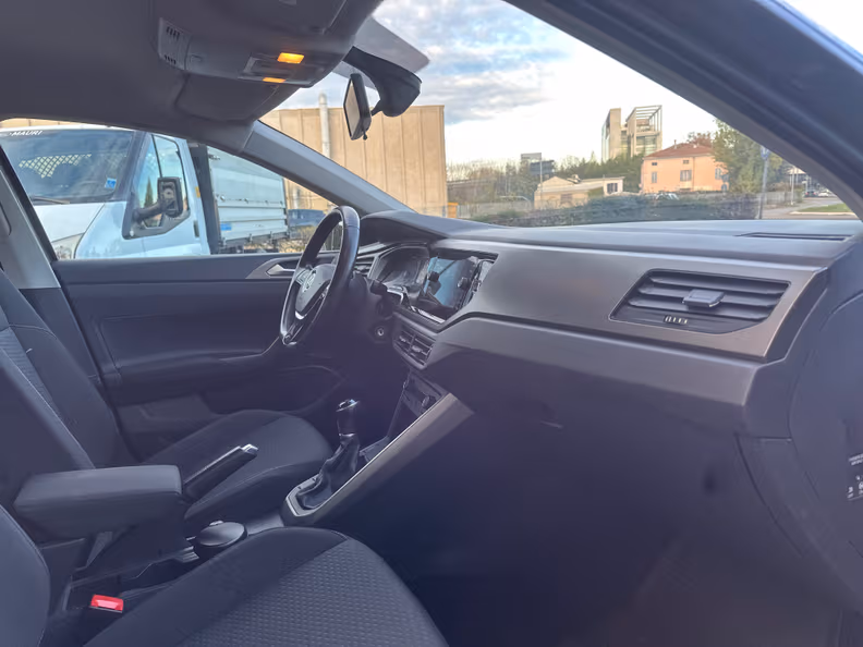 Volkswagen Polo - 19