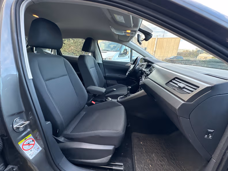 Volkswagen Polo - 27