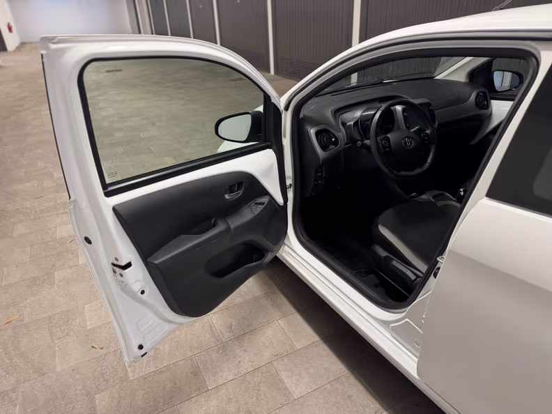 Toyota Aygo/Aygo X - 10