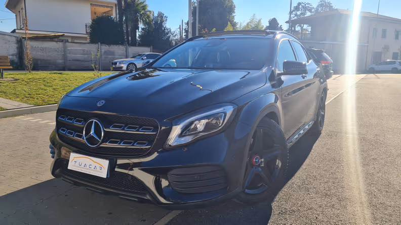 Mercedes-Benz GLA-Class - 1