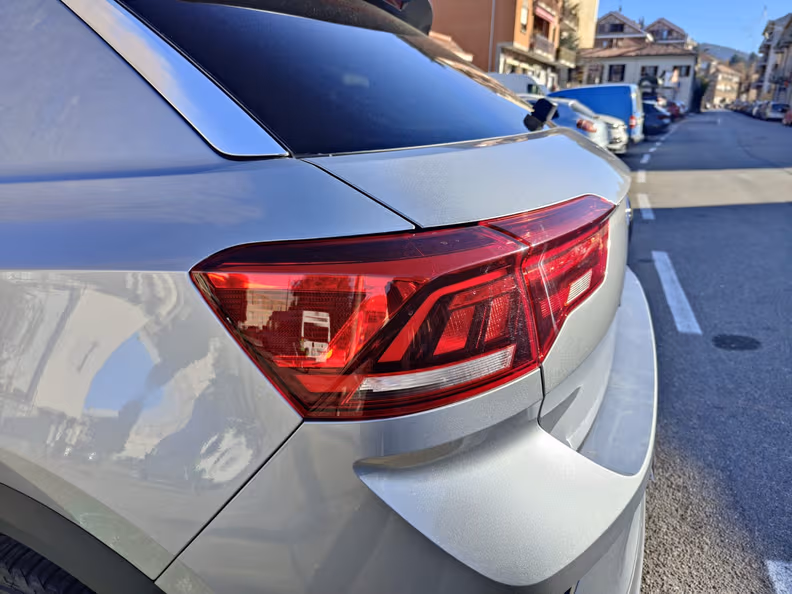 Volkswagen T-ROC - 10