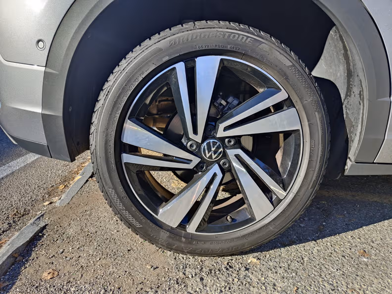 Volkswagen T-ROC - 13