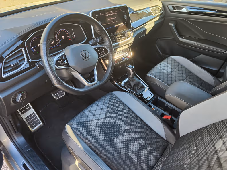 Volkswagen T-ROC - 18