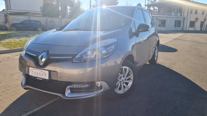Renault Scénic - 1