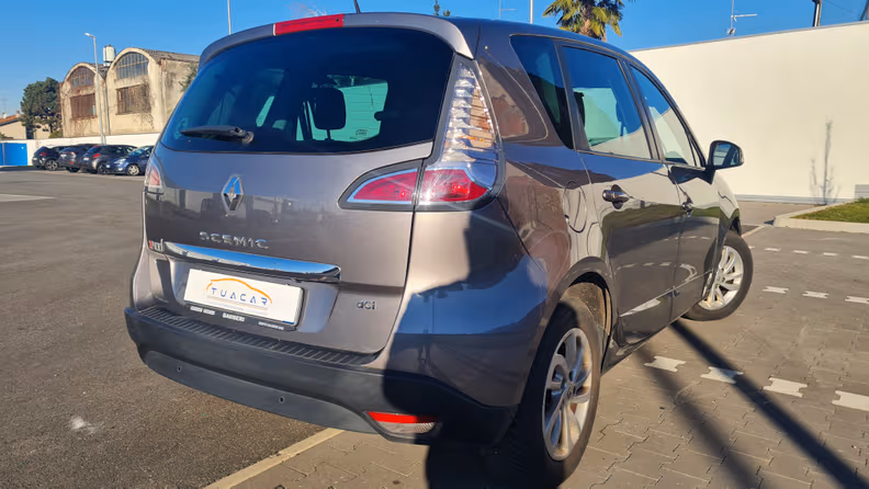 Renault Scénic - 5