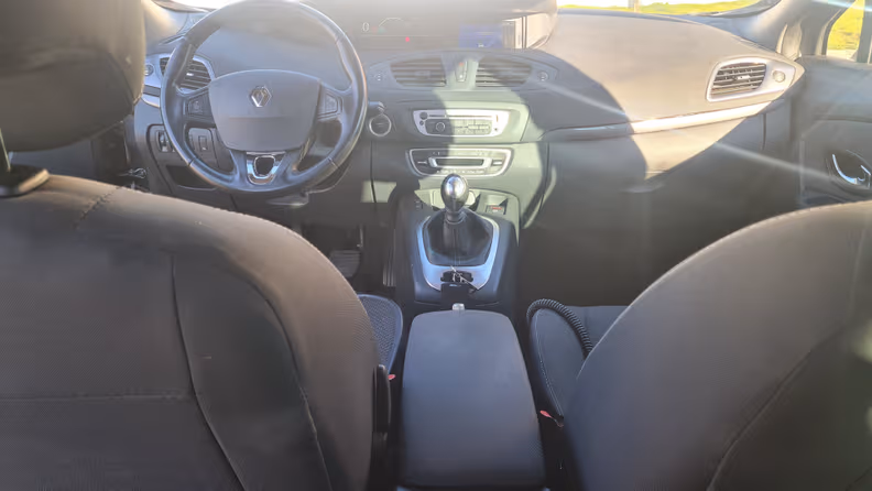 Renault Scénic - 26