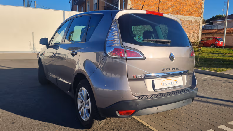 Renault Scénic - 7