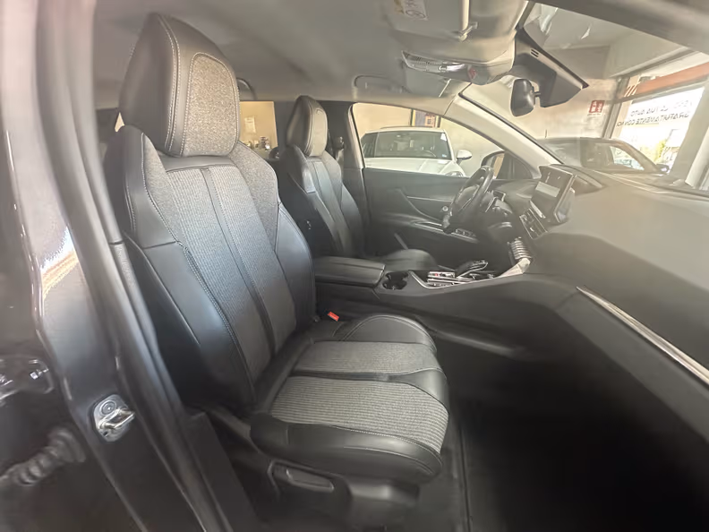 Peugeot 5008 - 14