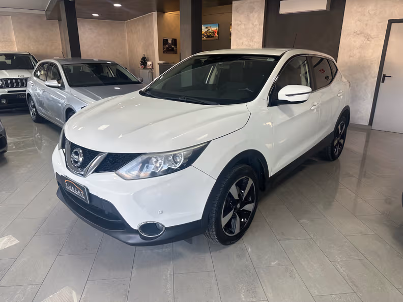 Nissan Qashqai - 1