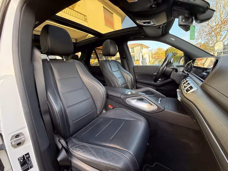 Mercedes-Benz GLE-Class - 33