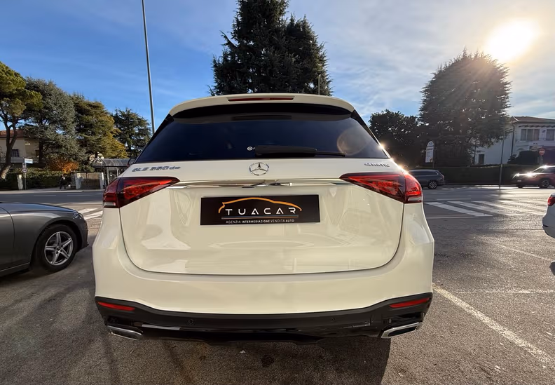 Mercedes-Benz GLE-Class - 12