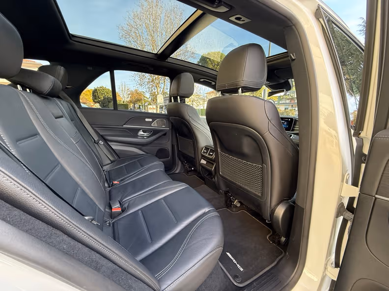 Mercedes-Benz GLE-Class - 40