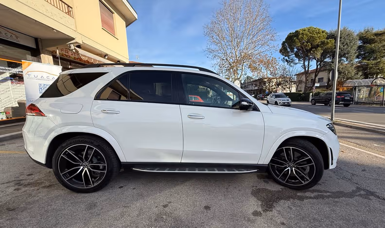 Mercedes-Benz GLE-Class - 9