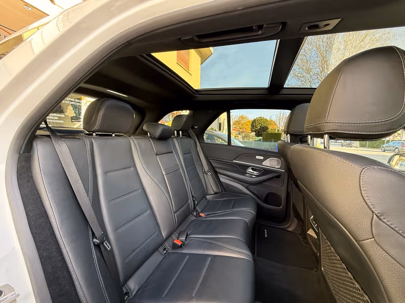 Mercedes-Benz GLE-Class - 42