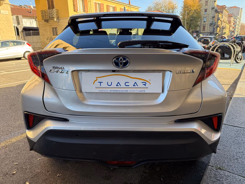 Toyota C-HR - 6