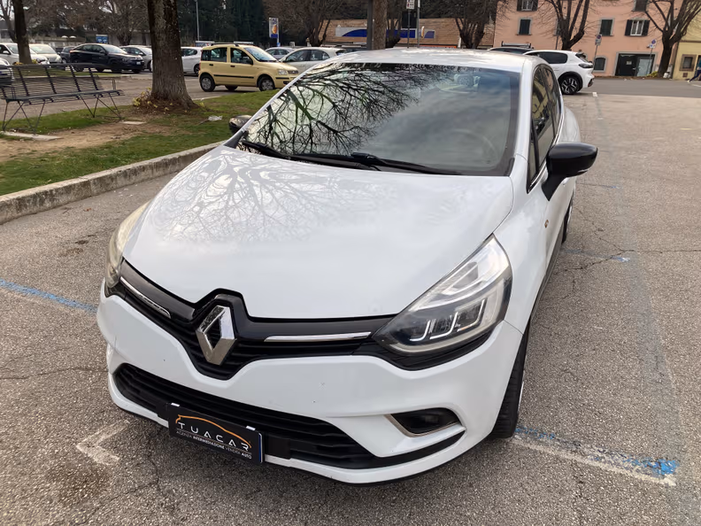 Renault Clio - 4
