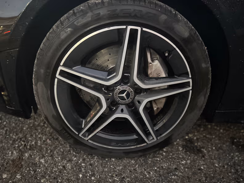 Mercedes-Benz C-Class - 11