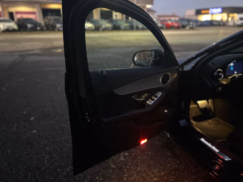 Mercedes-Benz C-Class - 12