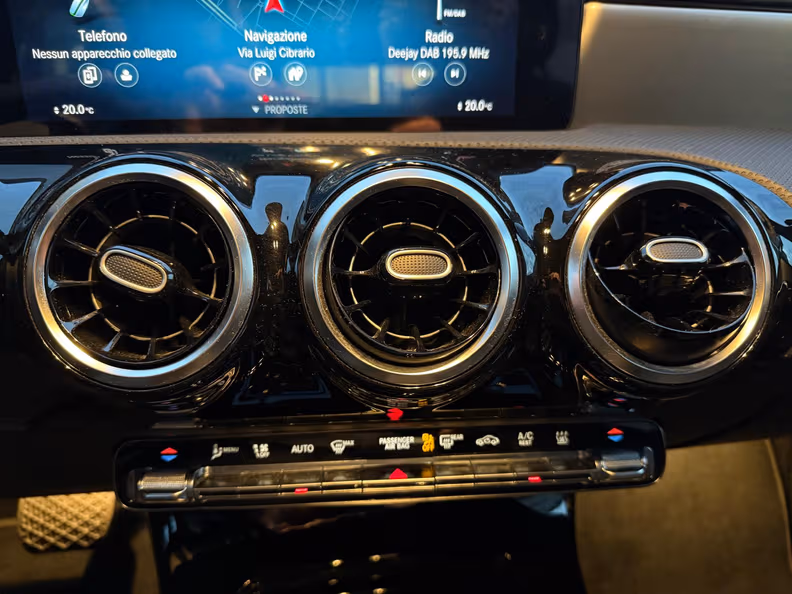 Mercedes-Benz A-Class - 20