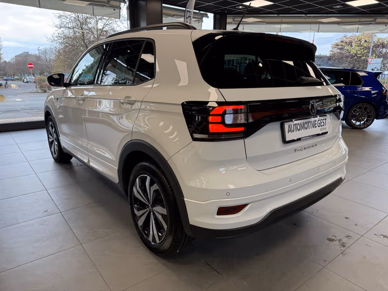 Volkswagen T-Cross - 2