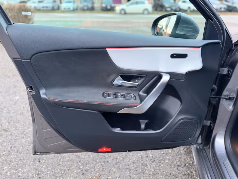 Mercedes-Benz A-Class - 12