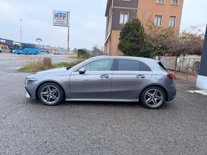 Mercedes-Benz A-Class - 2