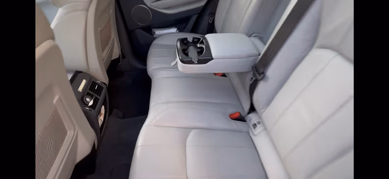 Land Rover Range Rover Evoque - 23