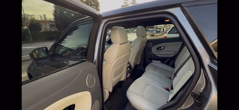 Land Rover Range Rover Evoque - 55