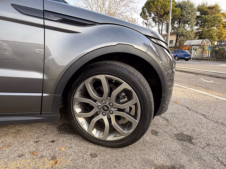 Land Rover Range Rover Evoque - 65