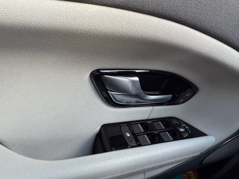 Land Rover Range Rover Evoque - 62