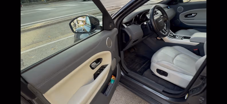 Land Rover Range Rover Evoque - 18